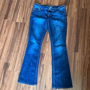 Maurices boot cut jeans in excellent condition